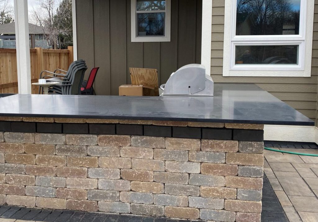 outdoor kitchen in Broomfield Colorado